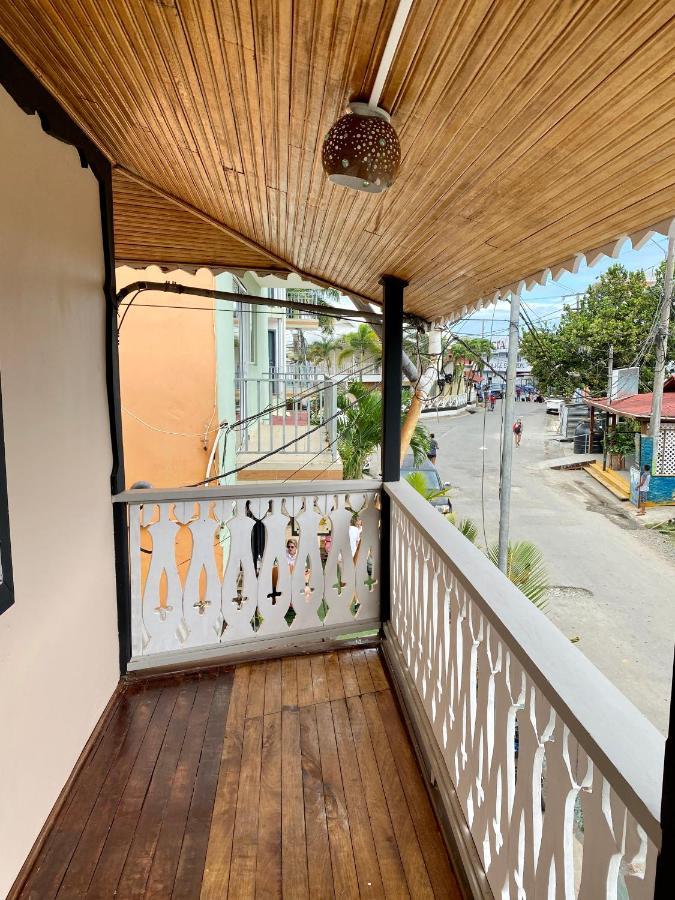 Cat In The Cup B&B Bocas del Toro Exterior foto